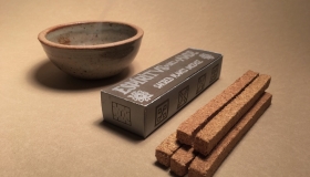 06_Incausa.eu_incausa_Espiritus_Wiracoa_PaloSanto_HandpressedIncense