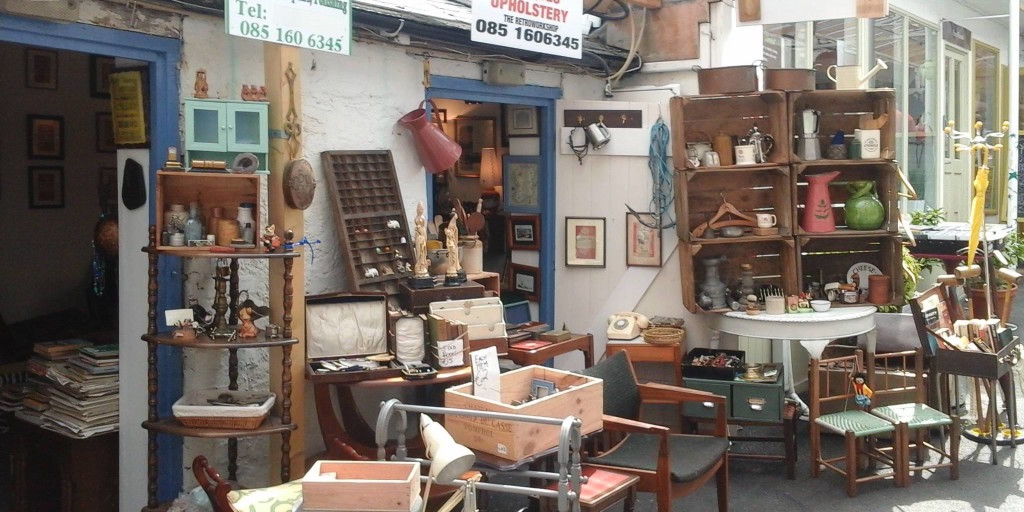 Vintage and Retro Workshop stall at the Dublin Flea Christmas Market