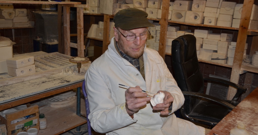 Cyril-Cullen-stall-Dublin-Flea-Christmas-Market-2018-wk1-1200