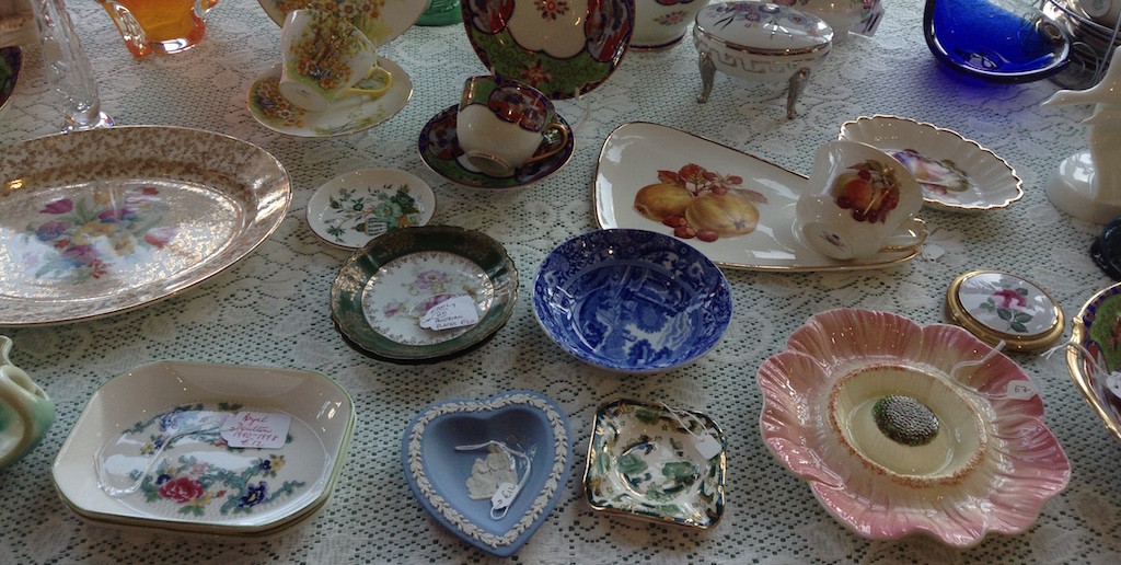 Vintage Power Antiques and Collectables stall at the Dublin Flea Christmas Market
